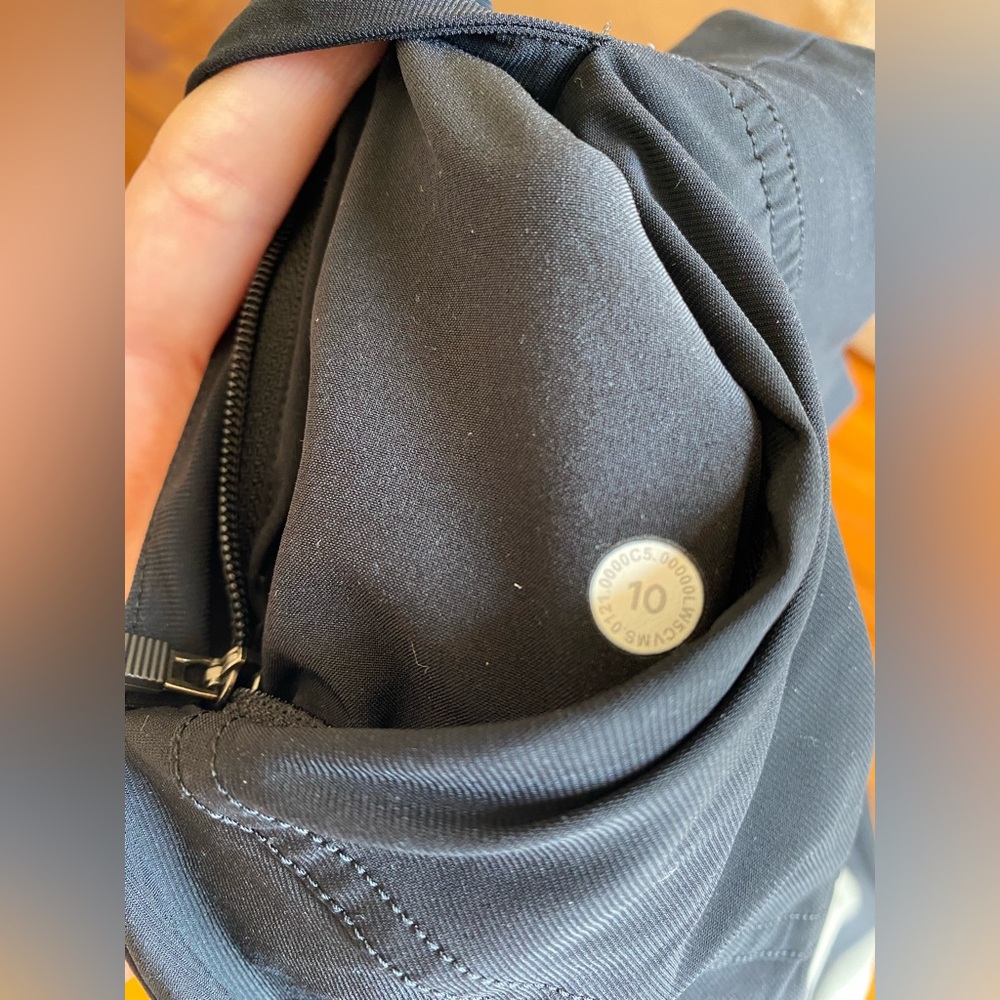 Lululemon Adapted State High Rise Jogger Full Length Black 10 - Picture 11 of 16
